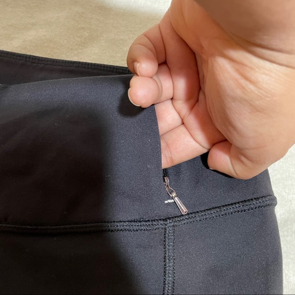 Caila Women’s Black Legging High Rise Crop Size S - Picture 6 of 10